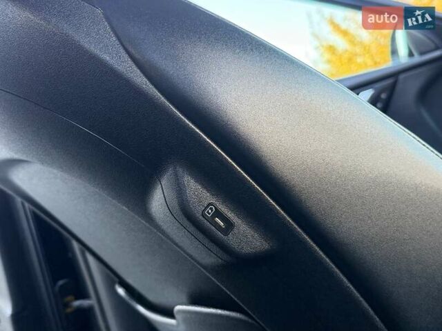 Синій Кіа EV6, об'ємом двигуна 0 л та пробігом 100 тис. км за 22700 $, фото 83 на Automoto.ua