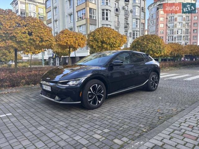 Кіа EV6 2023 у Івано-Франківську на Automoto.ua Синій Кіа EV6, об'ємом двигуна 0 л та пробігом 37 тис. км за 26300 $, фото 2 на Automoto.ua