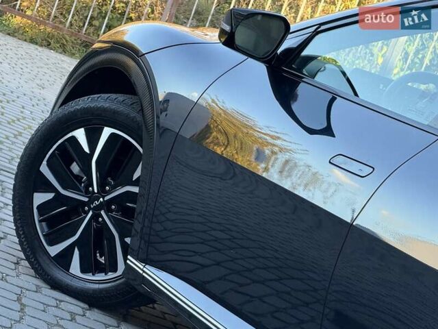 Синій Кіа EV6, об'ємом двигуна 0 л та пробігом 100 тис. км за 22700 $, фото 60 на Automoto.ua
