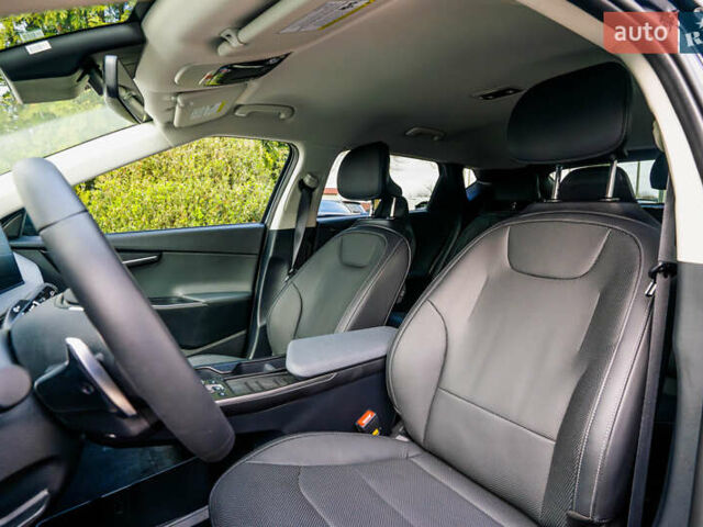 Синий Киа EV6, объемом двигателя 0 л и пробегом 1 тыс. км за 40000 $, фото 19 на Automoto.ua