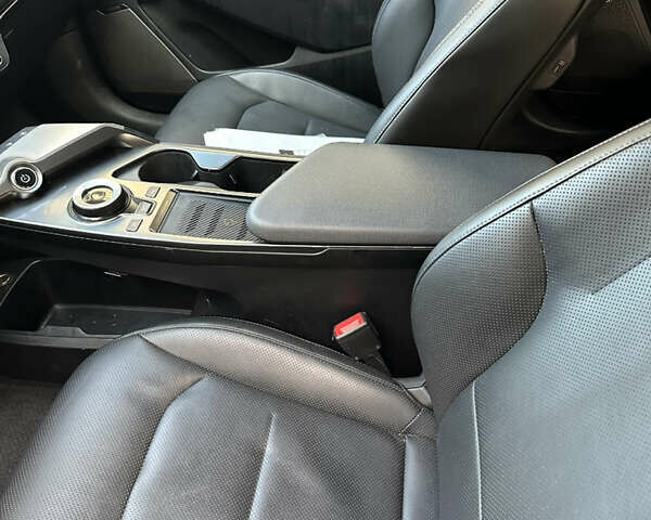 Синий Киа EV6, объемом двигателя 0 л и пробегом 27 тыс. км за 23800 $, фото 23 на Automoto.ua