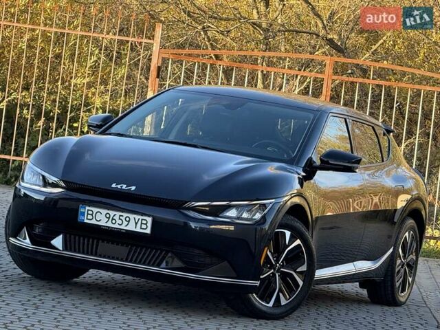 Синій Кіа EV6, об'ємом двигуна 0 л та пробігом 100 тис. км за 22700 $, фото 23 на Automoto.ua