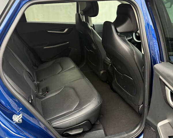 Синій Кіа EV6, об'ємом двигуна 0 л та пробігом 55 тис. км за 24900 $, фото 17 на Automoto.ua