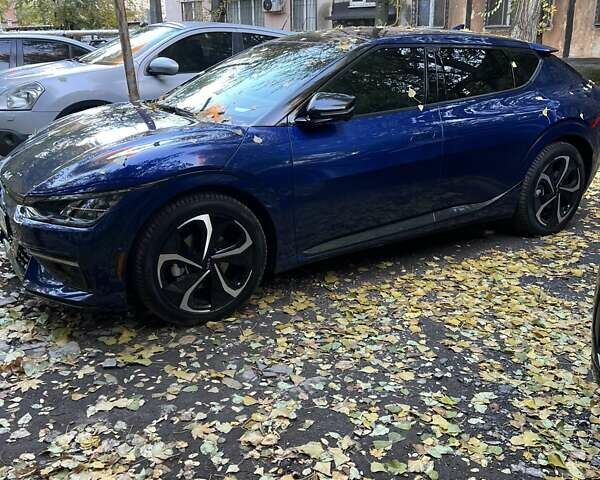Синий Киа EV6, объемом двигателя 0 л и пробегом 38 тыс. км за 30100 $, фото 5 на Automoto.ua