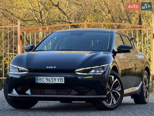 Синій Кіа EV6, об'ємом двигуна 0 л та пробігом 100 тис. км за 22700 $, фото 21 на Automoto.ua