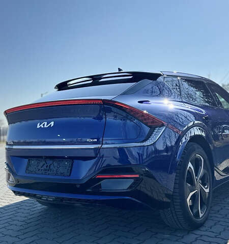 Синий Киа EV6, объемом двигателя 0 л и пробегом 39 тыс. км за 32000 $, фото 5 на Automoto.ua
