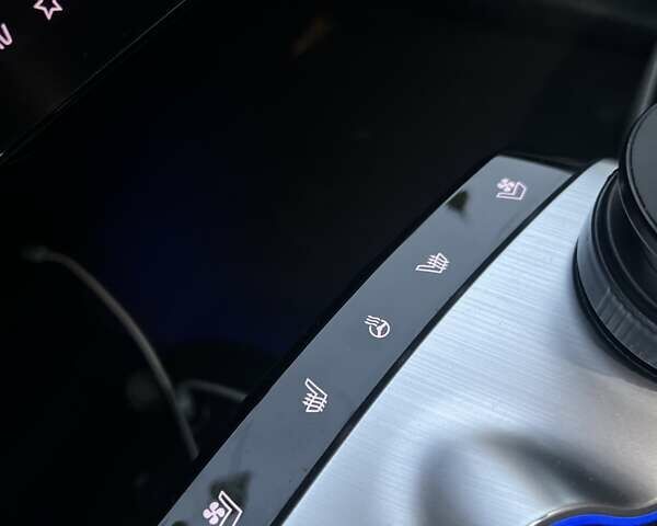 Синий Киа EV6, объемом двигателя 0 л и пробегом 38 тыс. км за 30100 $, фото 7 на Automoto.ua