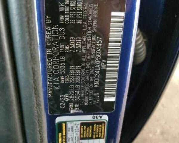 Синій Кіа EV6, об'ємом двигуна 0 л та пробігом 242 тис. км за 17999 $, фото 11 на Automoto.ua