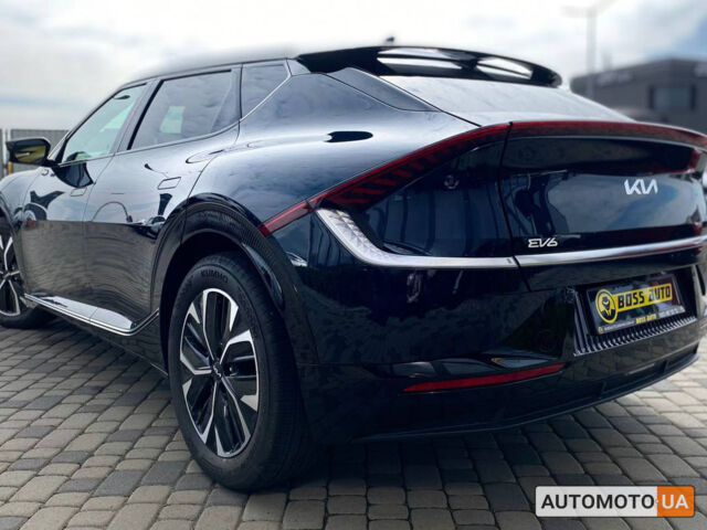Синий Киа EV6, объемом двигателя 77 л и пробегом 20 тыс. км за 35000 $, фото 4 на Automoto.ua