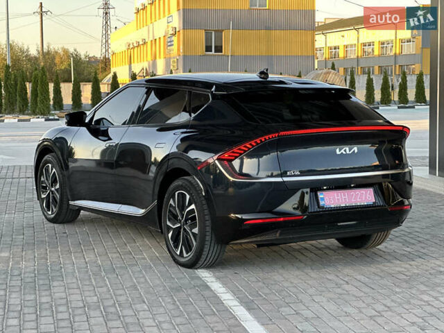 Синий Киа EV6, объемом двигателя 0 л и пробегом 53 тыс. км за 24999 $, фото 5 на Automoto.ua