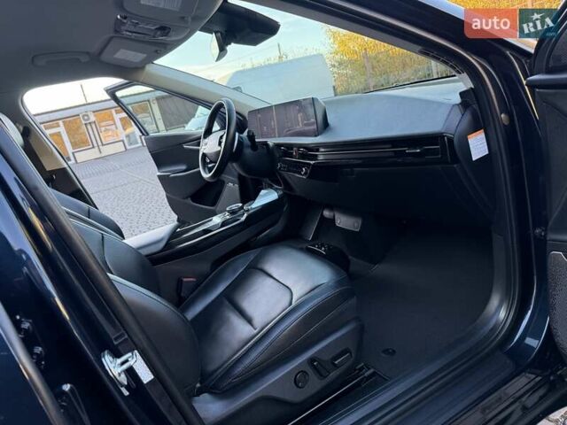 Синій Кіа EV6, об'ємом двигуна 0 л та пробігом 100 тис. км за 22700 $, фото 101 на Automoto.ua