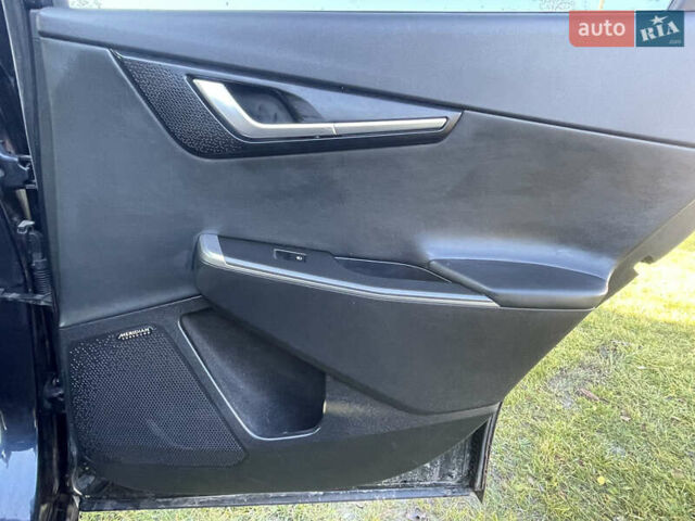 Синий Киа EV6, объемом двигателя 0 л и пробегом 103 тыс. км за 21900 $, фото 19 на Automoto.ua