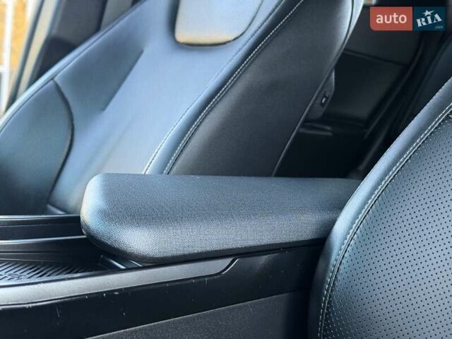 Синій Кіа EV6, об'ємом двигуна 0 л та пробігом 100 тис. км за 22700 $, фото 106 на Automoto.ua