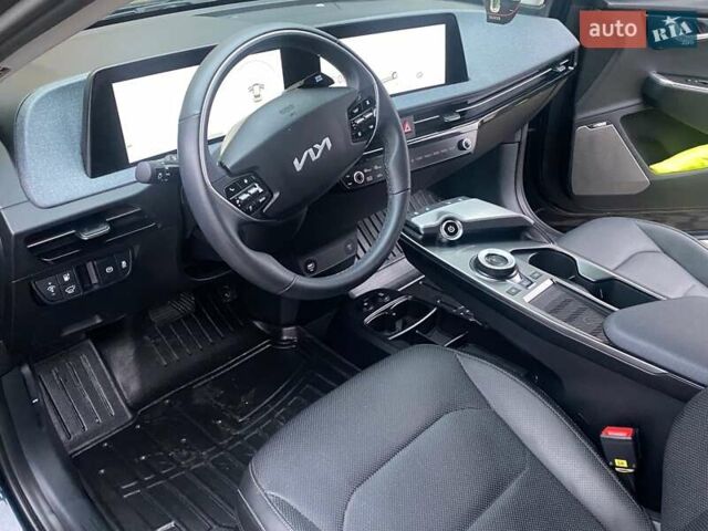Синій Кіа EV6, об'ємом двигуна 0 л та пробігом 20 тис. км за 25600 $, фото 14 на Automoto.ua