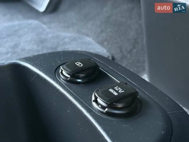 Синій Кіа EV6, об'ємом двигуна 0 л та пробігом 100 тис. км за 22700 $, фото 90 на Automoto.ua