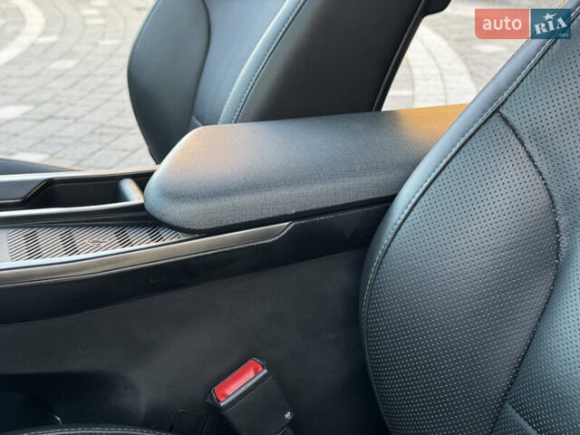 Синий Киа EV6, объемом двигателя 0 л и пробегом 243 тыс. км за 19999 $, фото 31 на Automoto.ua