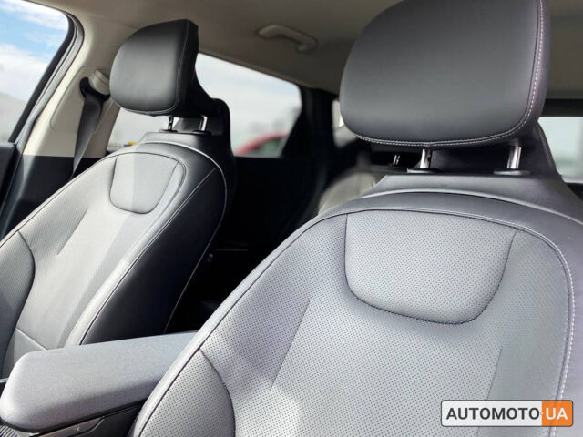 Синий Киа EV6, объемом двигателя 77 л и пробегом 20 тыс. км за 35000 $, фото 13 на Automoto.ua