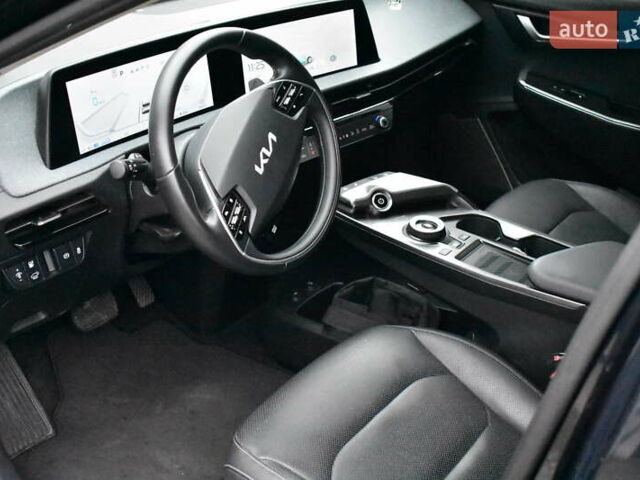 Синий Киа EV6, объемом двигателя 0 л и пробегом 74 тыс. км за 23000 $, фото 9 на Automoto.ua