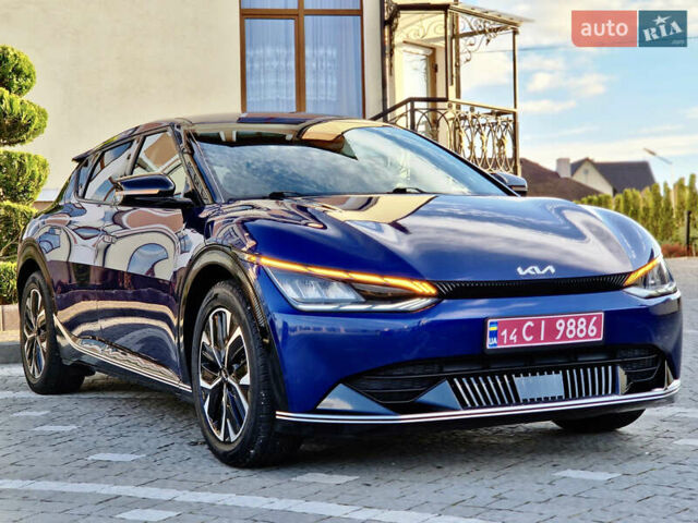 Синий Киа EV6, объемом двигателя 0 л и пробегом 243 тыс. км за 20700 $, фото 3 на Automoto.ua