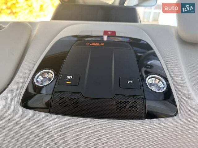 Кіа EV6 2023 у Івано-Франківську на Automoto.ua Синій Кіа EV6, об'ємом двигуна 0 л та пробігом 37 тис. км за 26300 $, фото 29 на Automoto.ua