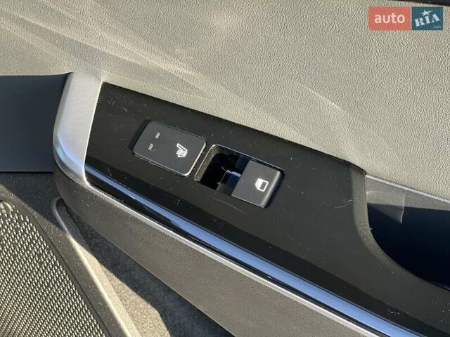 Синий Киа EV6, объемом двигателя 0 л и пробегом 40 тыс. км за 28450 $, фото 42 на Automoto.ua