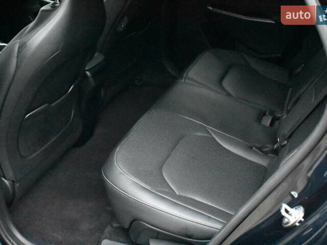 Синий Киа EV6, объемом двигателя 0 л и пробегом 74 тыс. км за 23000 $, фото 12 на Automoto.ua