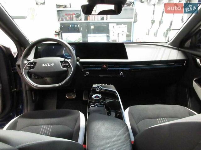 Синий Киа EV6, объемом двигателя 0 л и пробегом 30 тыс. км за 25900 $, фото 20 на Automoto.ua
