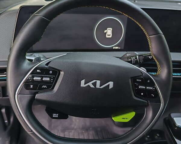 Синий Киа EV6, объемом двигателя 0 л и пробегом 21 тыс. км за 30900 $, фото 14 на Automoto.ua