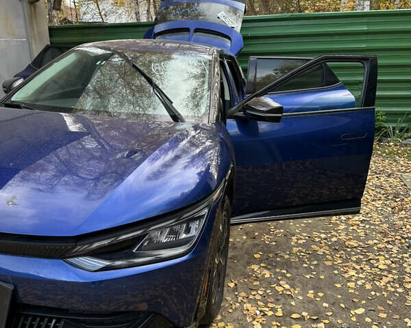 Синий Киа EV6, объемом двигателя 0 л и пробегом 27 тыс. км за 23800 $, фото 9 на Automoto.ua