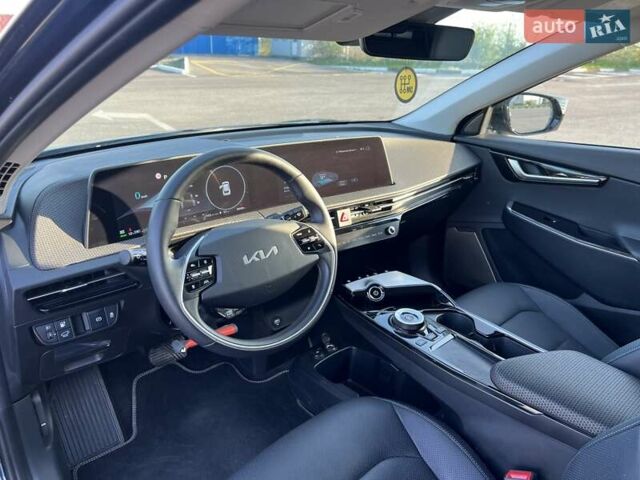 Синий Киа EV6, объемом двигателя 0 л и пробегом 40 тыс. км за 28450 $, фото 27 на Automoto.ua