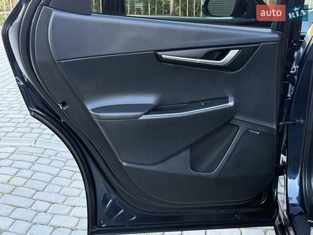 Синій Кіа EV6, об'ємом двигуна 0 л та пробігом 100 тис. км за 22700 $, фото 70 на Automoto.ua