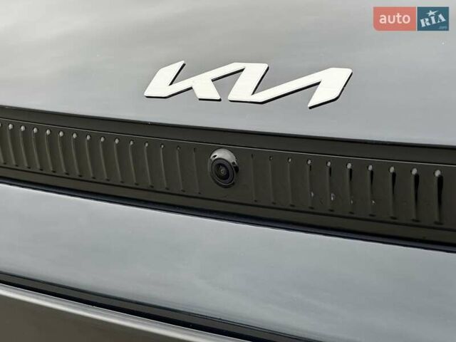 Синій Кіа EV6, об'ємом двигуна 0 л та пробігом 2 тис. км за 28900 $, фото 4 на Automoto.ua