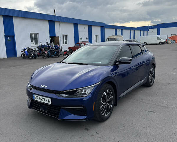 Синий Киа EV6, объемом двигателя 0 л и пробегом 15 тыс. км за 26950 $, фото 8 на Automoto.ua
