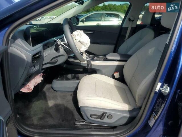 Синій Кіа EV6, об'ємом двигуна 0 л та пробігом 8 тис. км за 22500 $, фото 3 на Automoto.ua