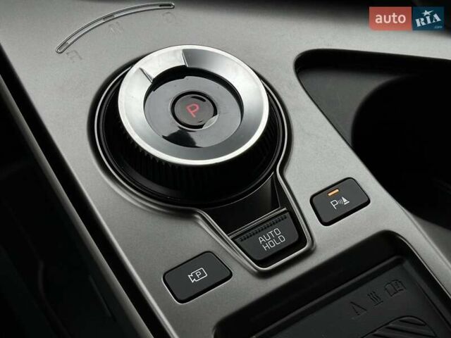 Синій Кіа EV6, об'ємом двигуна 0 л та пробігом 2 тис. км за 28900 $, фото 40 на Automoto.ua