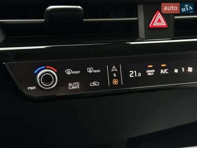 Синій Кіа EV6, об'ємом двигуна 0 л та пробігом 2 тис. км за 28900 $, фото 44 на Automoto.ua