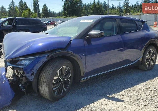 Синий Киа EV6, объемом двигателя 0 л и пробегом 30 тыс. км за 9600 $, фото 1 на Automoto.ua