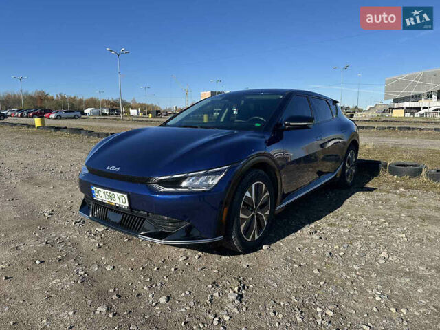 Синий Киа EV6, объемом двигателя 0 л и пробегом 24 тыс. км за 26500 $, фото 2 на Automoto.ua