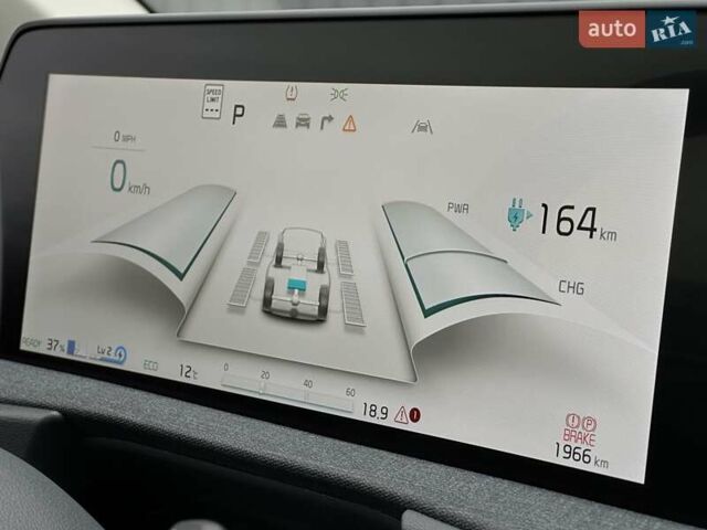 Синій Кіа EV6, об'ємом двигуна 0 л та пробігом 2 тис. км за 28900 $, фото 42 на Automoto.ua