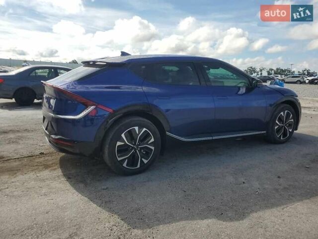 Синій Кіа EV6, об'ємом двигуна 0 л та пробігом 8 тис. км за 22500 $, фото 14 на Automoto.ua