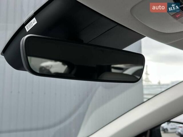 Синій Кіа EV6, об'ємом двигуна 0 л та пробігом 2 тис. км за 28900 $, фото 52 на Automoto.ua