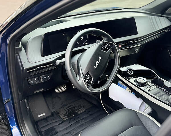 Синий Киа EV6, объемом двигателя 0 л и пробегом 15 тыс. км за 26950 $, фото 11 на Automoto.ua