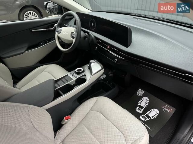 Синій Кіа EV6, об'ємом двигуна 0 л та пробігом 2 тис. км за 28900 $, фото 59 на Automoto.ua