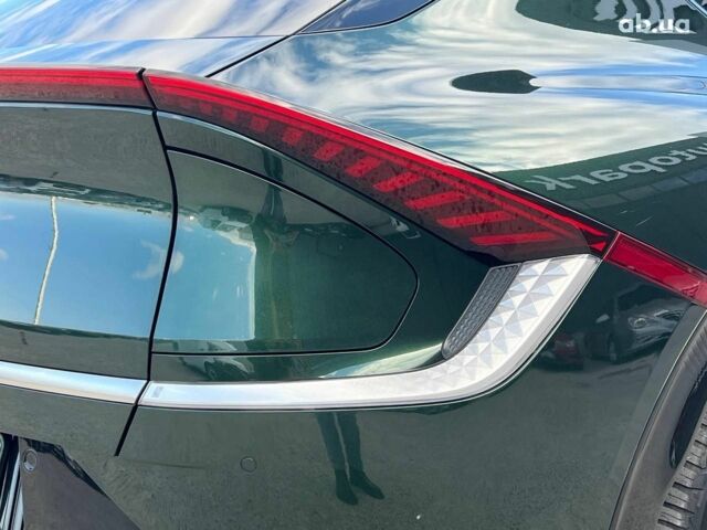 Зелений Кіа EV6, об'ємом двигуна 0 л та пробігом 60 тис. км за 22290 $, фото 42 на Automoto.ua