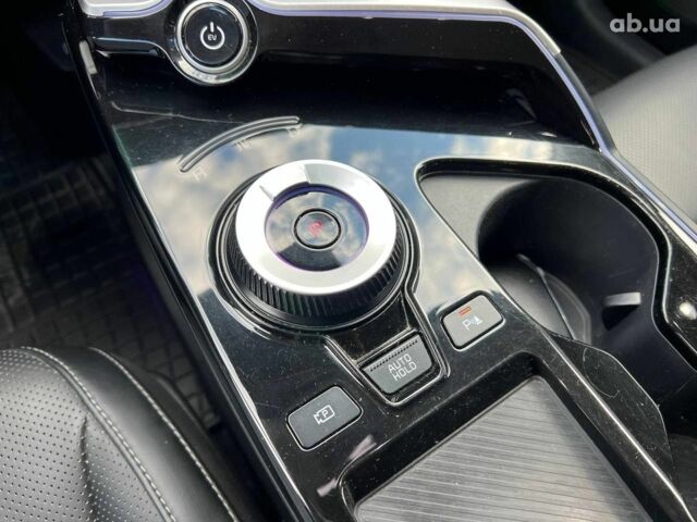 Зелений Кіа EV6, об'ємом двигуна 0 л та пробігом 60 тис. км за 22290 $, фото 32 на Automoto.ua