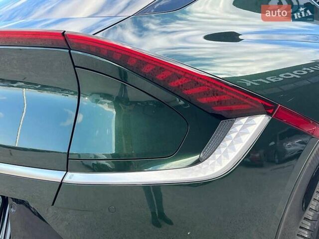 Зелений Кіа EV6, об'ємом двигуна 0 л та пробігом 60 тис. км за 22290 $, фото 42 на Automoto.ua
