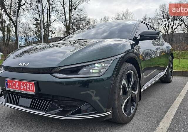 Зеленый Киа EV6, объемом двигателя 0 л и пробегом 55 тыс. км за 36000 $, фото 9 на Automoto.ua