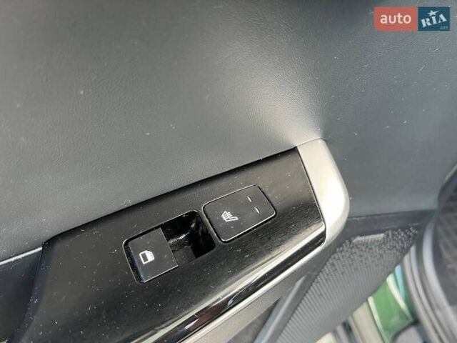 Зелений Кіа EV6, об'ємом двигуна 0 л та пробігом 60 тис. км за 22290 $, фото 36 на Automoto.ua