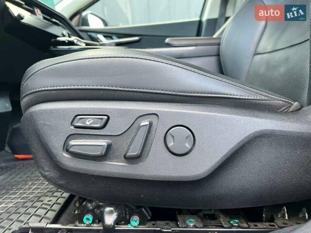 Зелений Кіа EV6, об'ємом двигуна 0 л та пробігом 60 тис. км за 22290 $, фото 18 на Automoto.ua