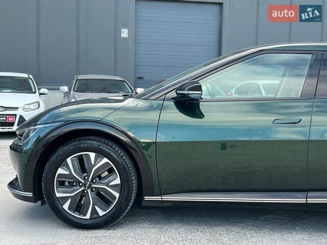 Зелений Кіа EV6, об'ємом двигуна 0 л та пробігом 60 тис. км за 22290 $, фото 2 на Automoto.ua